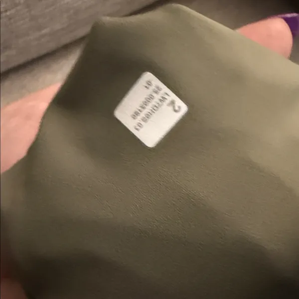 Lululemon Fast and Free Olive Green Women's Shorts 8” Light size 2 $78 - Image 16
