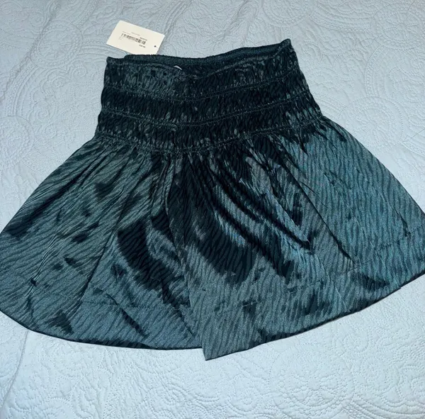 Pants Store Skirt - Image 2