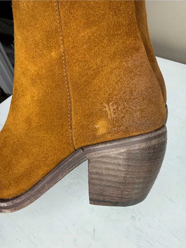 Frye Rosalia Bootie Cognac Suede Sample Sale sz 6 - Image 9