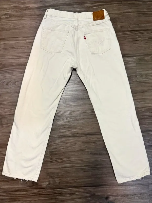 Levi’s Premium 501 ’90s Jeans 29 Ecru White Loose Straight $110 - Image 4