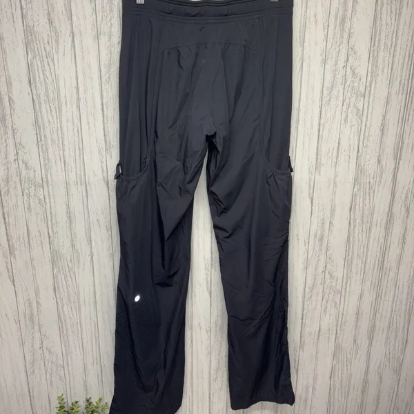 Womens Size 6 Lululemon Dance Studio Fleece Line Pants - Image 5