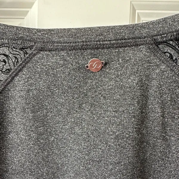 Calia by Carrie Underwood Onyx Velvet Sweatshirt Women's Size L Black Gray - Image 7