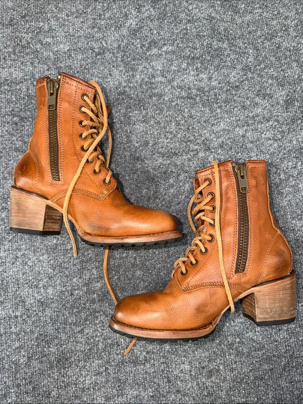 Freebird by Steven Leather Lace-up ankle boot – Size 8 - Image 3