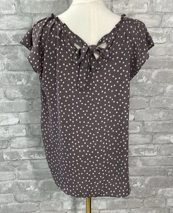 LC Lauren Conrad Gray Puff Sleeve Blouse with Ruffled Cap Sleeves - Image 3