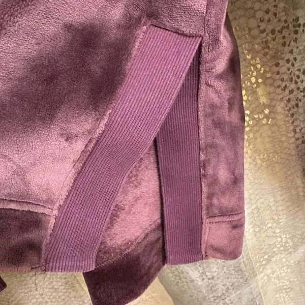 Athleta Double Cozy Karma Funnel Neck Burgundy Boxy Fit Medium - Image 4