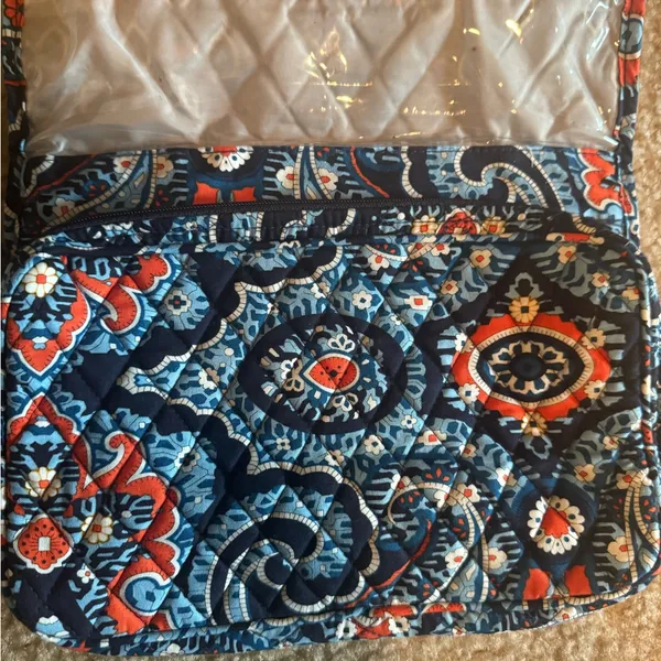Vera bradley travel toiletries bag like new. - Image 2