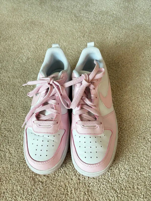 Nike Jordan light pink dunks - Image 4