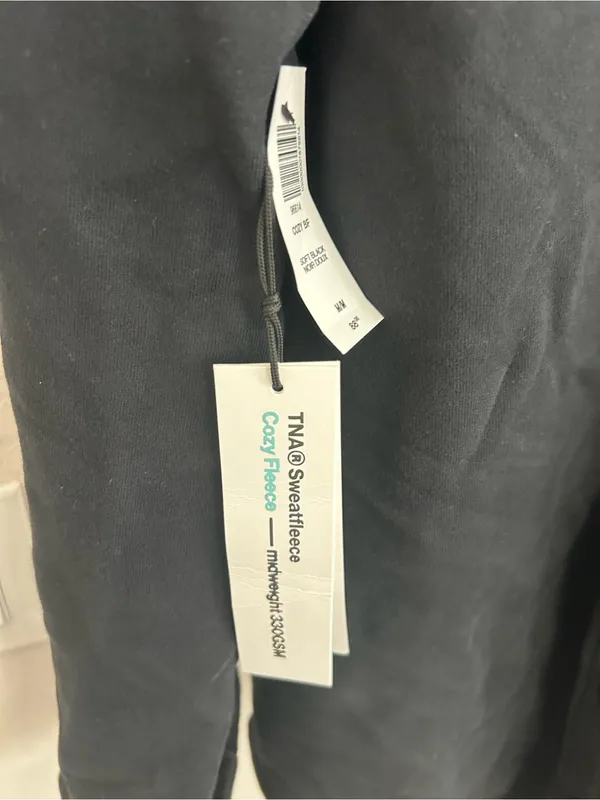Aritzia Tna Cozy Fleece Boyfriend Shirt Jacket Black Medium NWT $88 - Image 4
