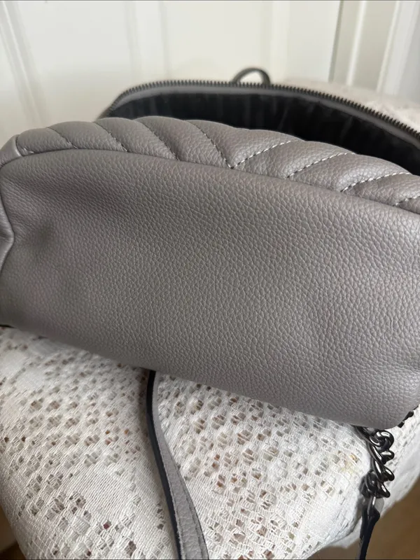 RARE Victoria's Secret Gray Quilted Mini Backpack with Chain Accent - Image 7