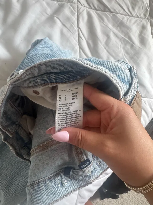 American Eagle Jeans - Image 3