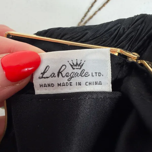 Vintage La Regale Black Pleated Evening Clutch Bag Pearl Clasp Gold Chain Strap - Image 8