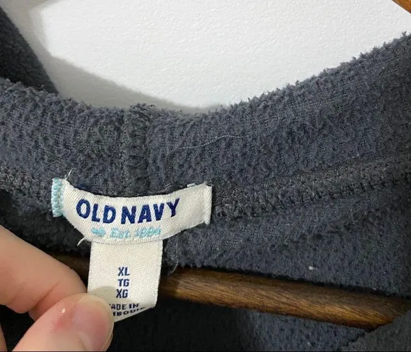 Old Navy Hoodie - Image 5