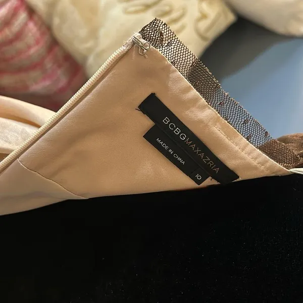 BCBGMAXAZRIA Size 10 Silk Cocktail Dress - Image 10