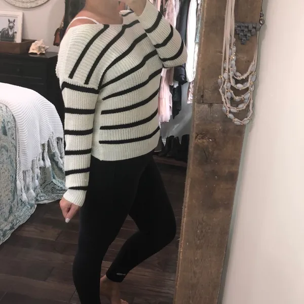 Love Tree small creme & black striped back sweater - Image 3