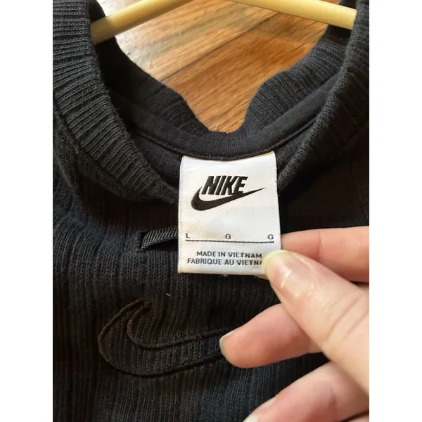 Nike Long Sleeve Black Ribbed Cotton Crop Top Size Large Athleisure Sporty Gym - Image 9