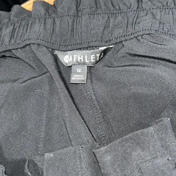 Athleta Skyline Paperbag pants with tie - Image 6