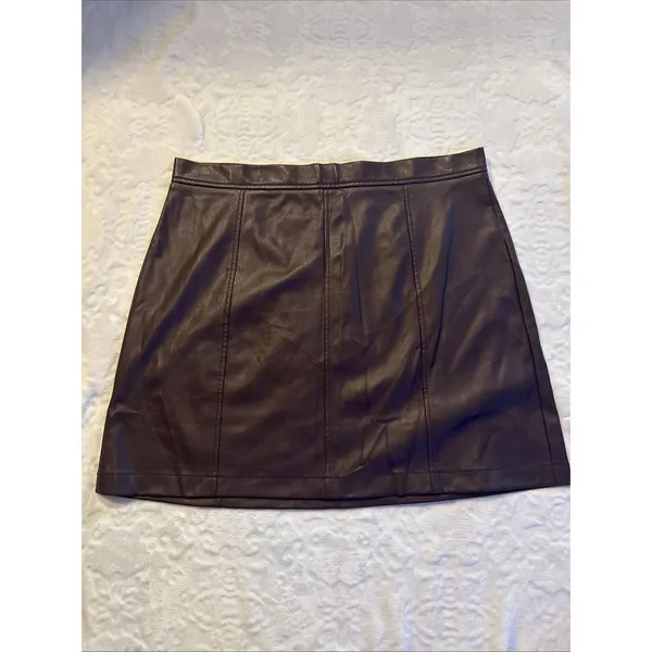 Banana Republic Sz 16 Faux Leather Purple Skirt - Image 2
