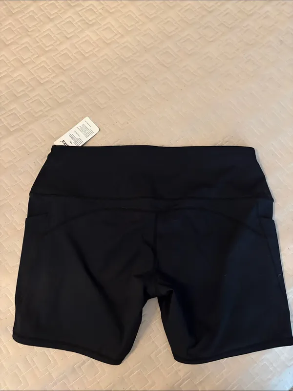 Oalka Yoga/Bike Shorts - Size XXL - NWT - Image 2