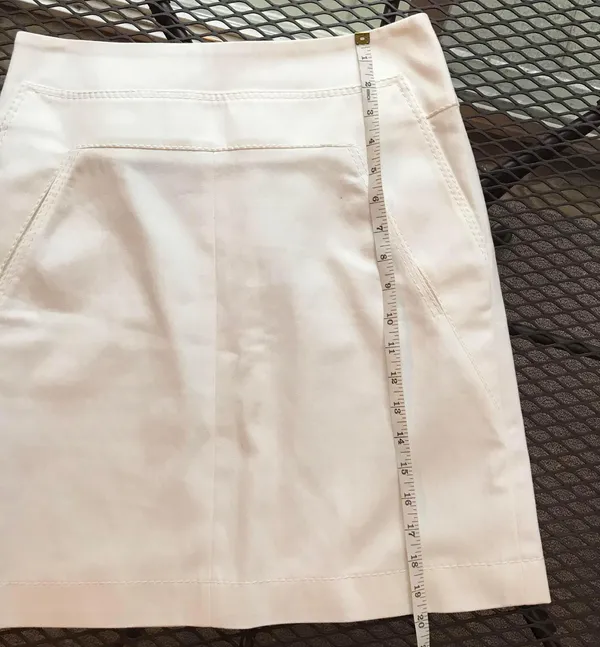 Amazing Akris Punto White Structured Quality Pencil Skirt - Image 4