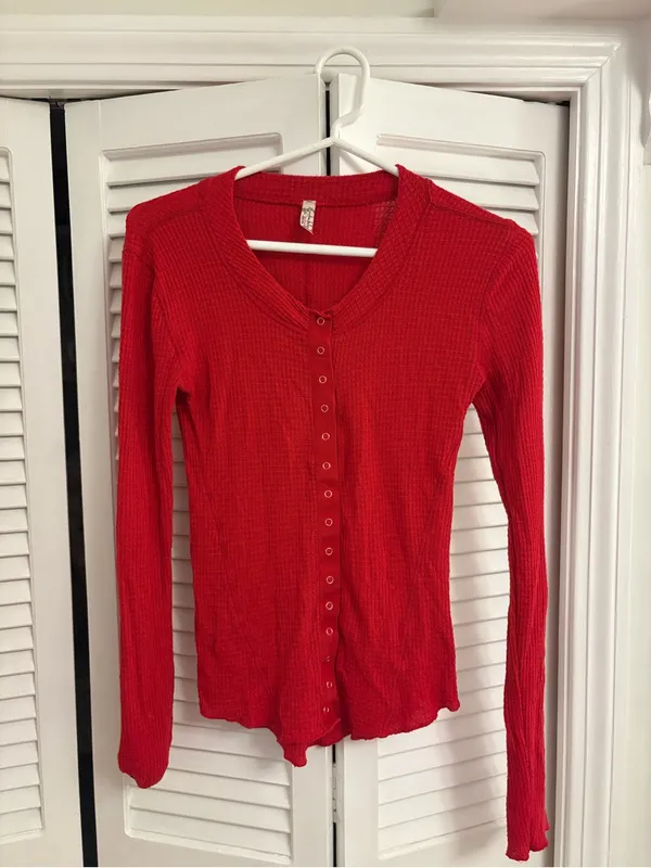 Free People Going Places Cardi Cherry Crush Red Size Small - Image 2