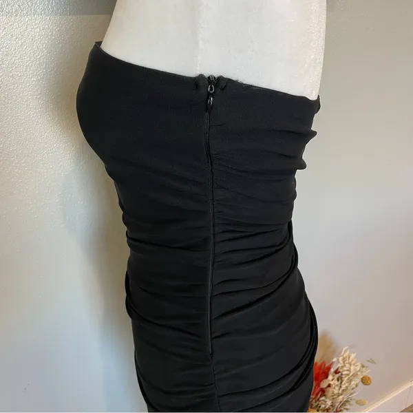 Hello Molly Black One-Shoulder Ruched Midi Dress - Image 5