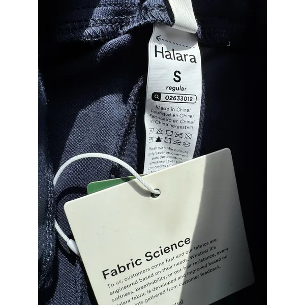 NWT Halara Navy Blue Pleated Wide Leg Asymmetrical Button Ponte Knit Pants Small - Image 4