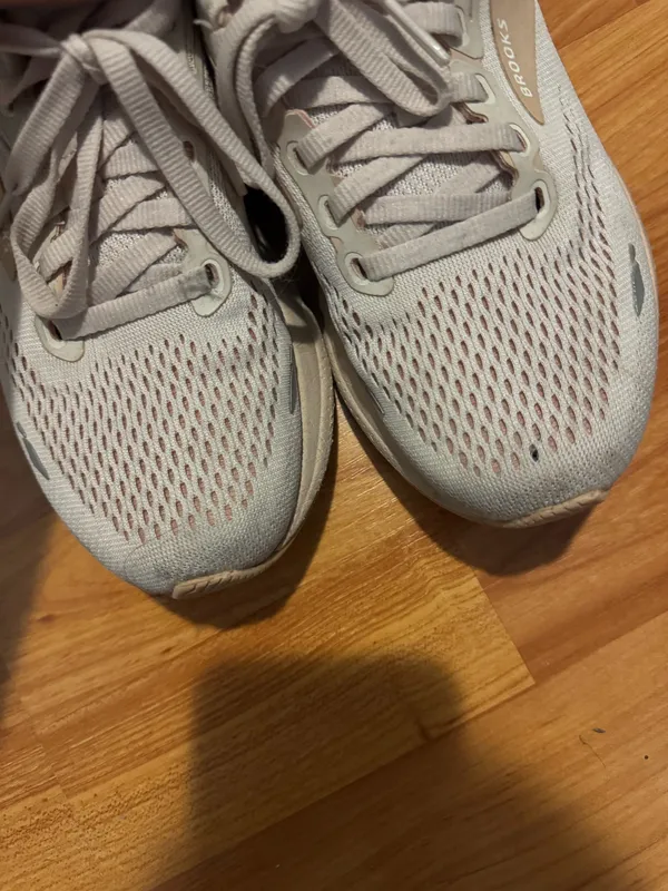 Brooks Guiderails Running Shoes - Image 4