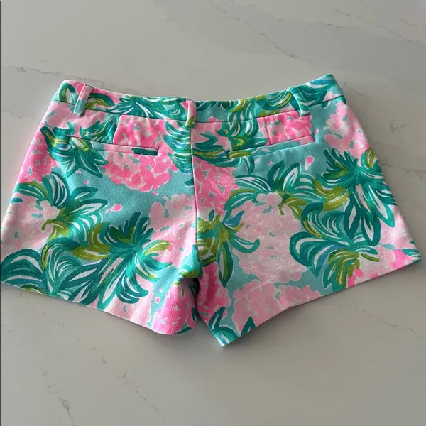 Lilly Pulitzer Callahan Knit Short Blue Ibiza‎ Pineapple Shake size 6 - Image 3