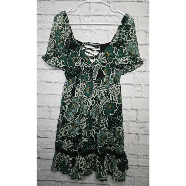 NWT Band Of The Free Maisie floral boho mini dress green medium. - Image 2
