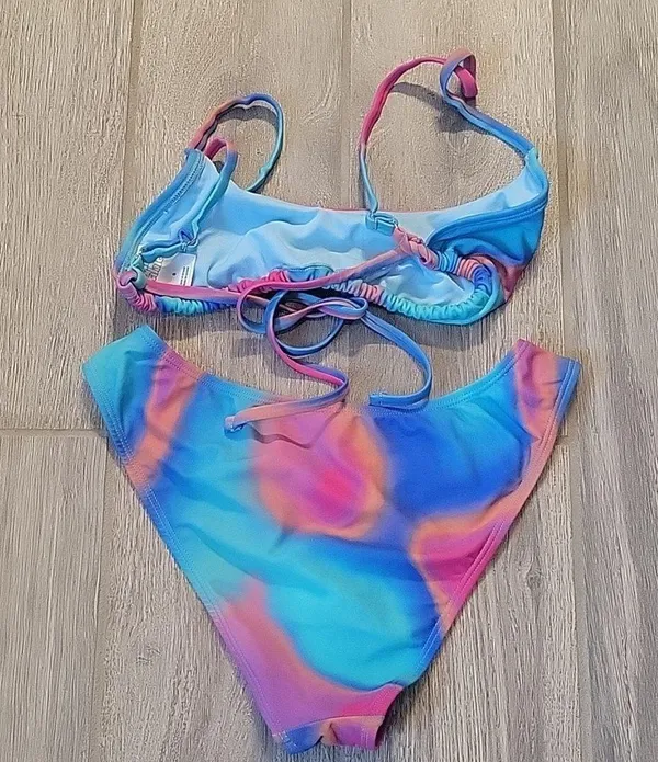 Wild Fable bandeau style top and cheeky bikini bottoms, multi color. - Image 3