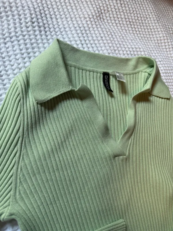 h&m ribbed cropped polo top - Image 2