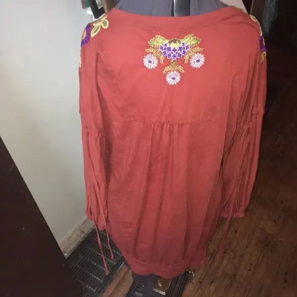 Johnny Was v-neck knit embroidered boho tunic - Image 2