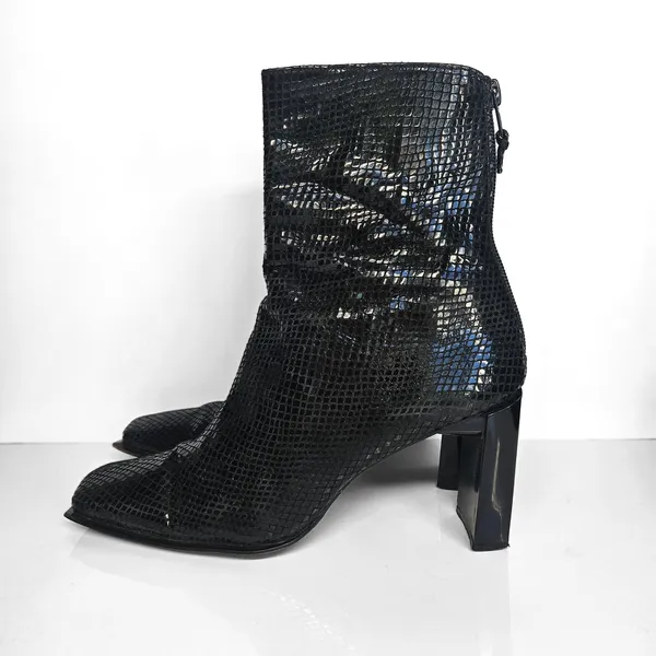 Stuart Weitzman Black Snake Embossed Leather Square Toe Block Heel Boots‎ 8.5 AA - Image 4
