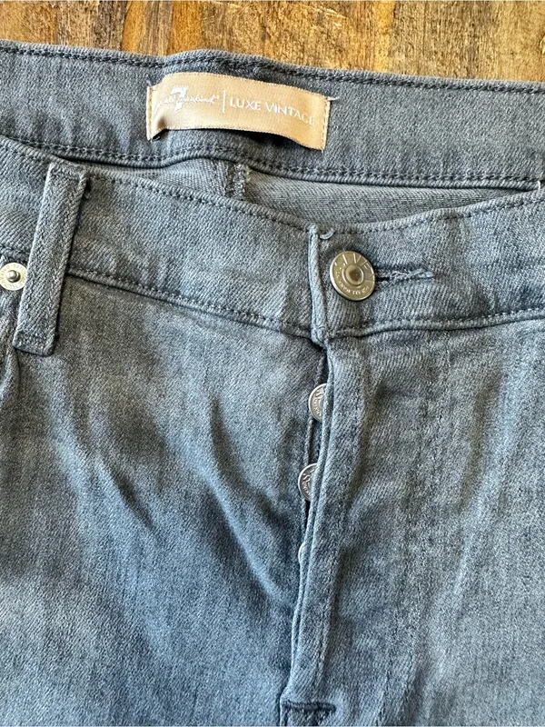 7 For All Mankind Grey Button Fly Skinny Jeans Size 32 - Image 5