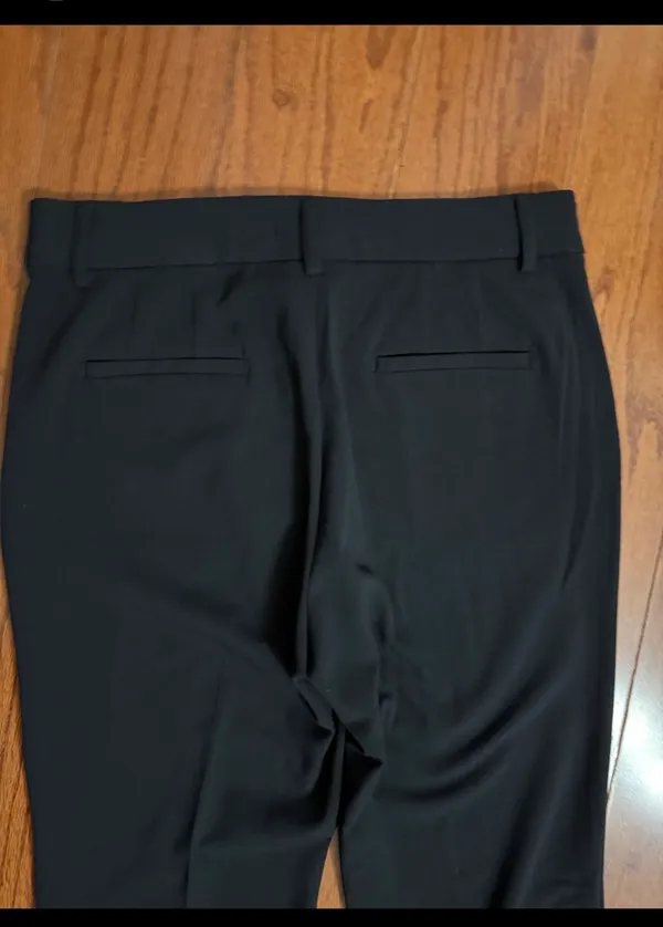 Nine West Black High waste/ wide leg pants - Size 8. Great pair of pants. Pockets on front & back. Gently warn & excellent condition. Mark on top is the iron over pockets, will wash out. Measurements approximately 16” waste x 11” rise x 39”. priced to sell at as is condition. None smoking home. Don’t like my price, make reasonable offer! - Image 4