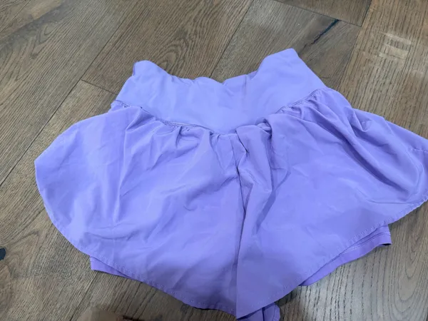Amazon’s cross over shorts  - Image 2
