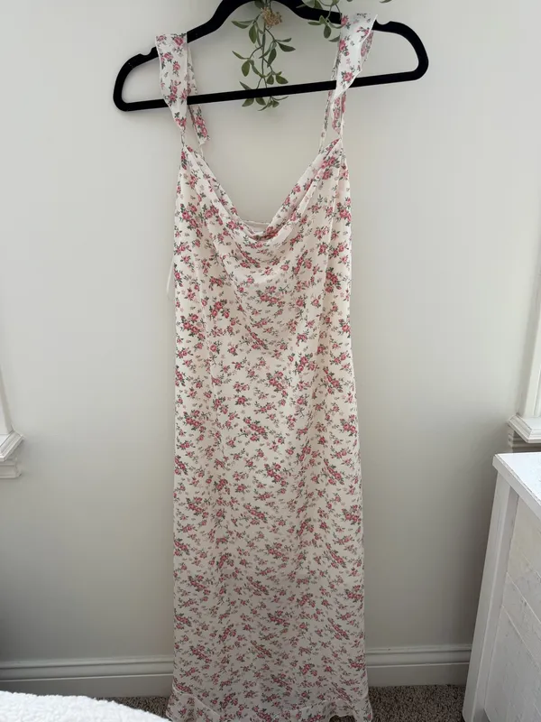 Kirious Dainty Floral Cowl Neck Midi Sundress - Image 3