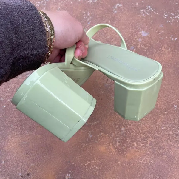 Jeffrey Campbell Like green Maisie Mule Heels sz 9 In great condition - Image 4