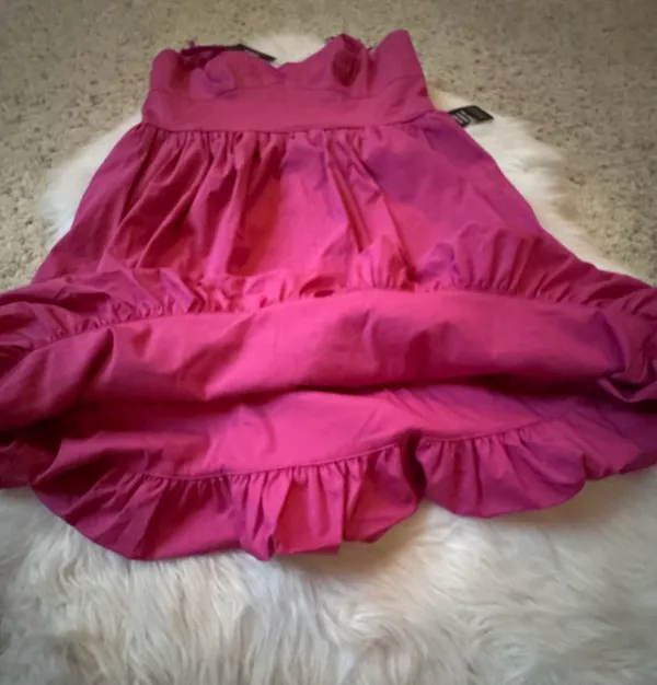 NWT Express Fuchsia Bubble Hem Mini Dress Spaghetti Strap V-Neck Size S - Image 8