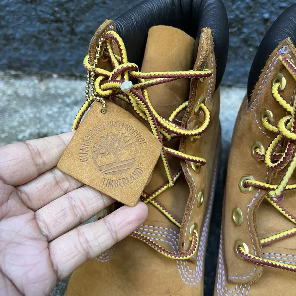 Timberland boots women 7.5 Premium 6 Inch Wheat Waterproof Rugged Outdoors - Image 2