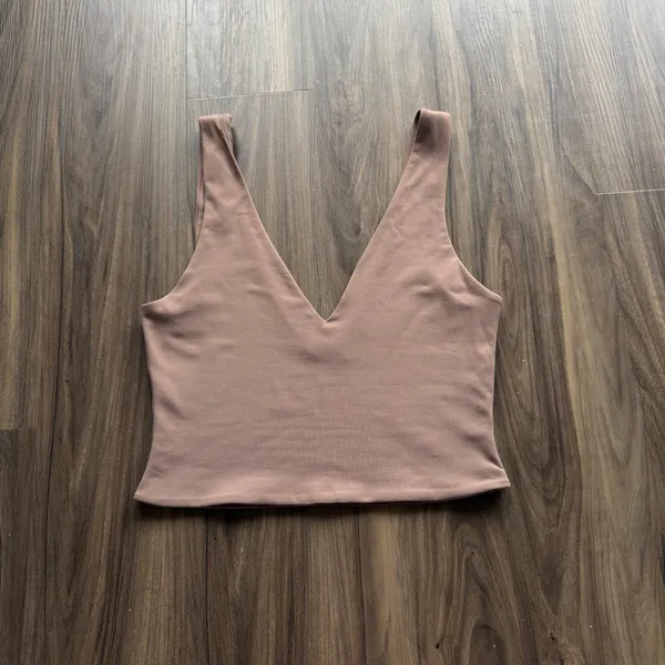 Aritzia Babaton Tank Top - Image 2