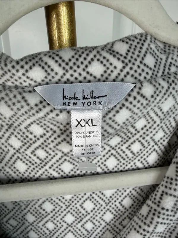 Nicole Miller New York XXL Ultra Soft Geometric Pajama Set NWOT - Image 6