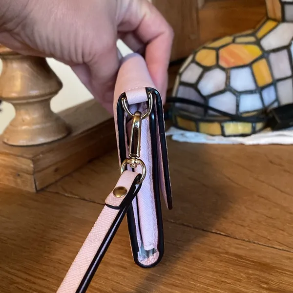 Kate Spade wristlet - Image 8