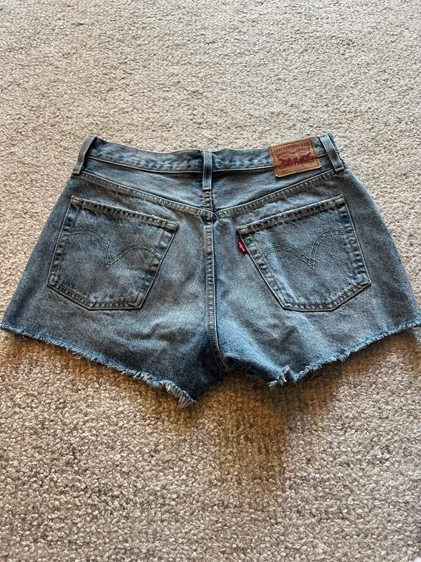 Levi’s Shorts - Image 2