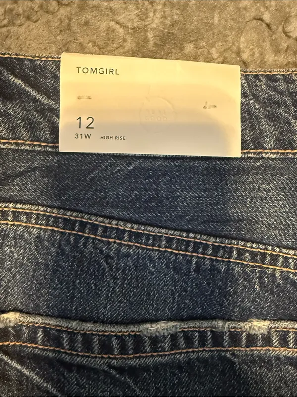 NWT American Eagle Tomgirl Denim Jean Shorts - Image 4