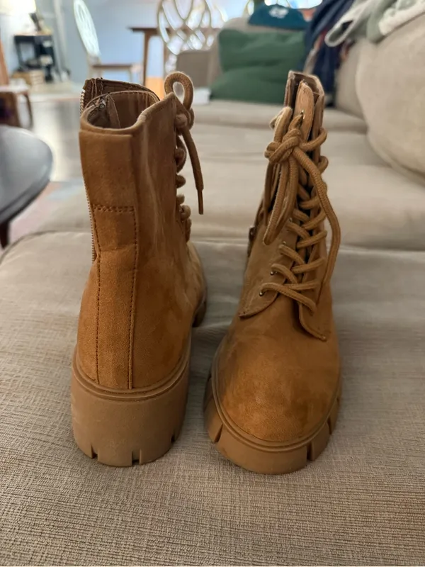 Target Women's Tan Suede Lace-Up Ankle Boots - Image 3