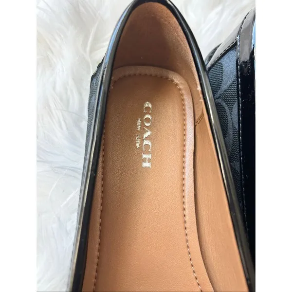 Coach Fortunata Buckle Loafers Size 7.5 B Signature Print Patent Leather Trim - Image 3