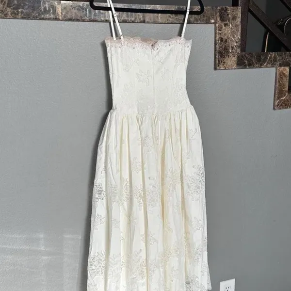 NWOT House of CB Chloe White Custom Lace + Cotton Midi Dress - Image 6
