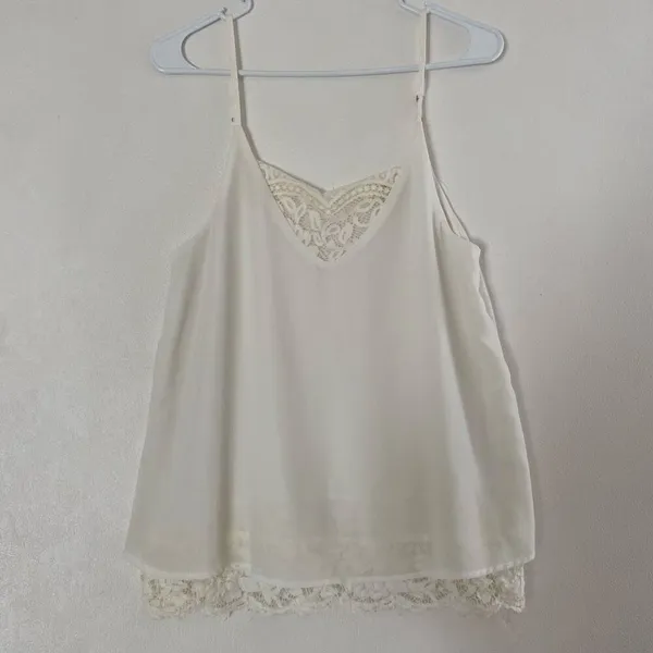 Entro White Lace Trim Cami Tank Top Size Small Flowy Boho Feminine Blouse - Image 2