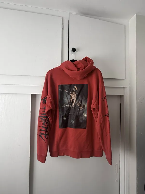 Aritzia TNA Graphic Hoodie - Image 2